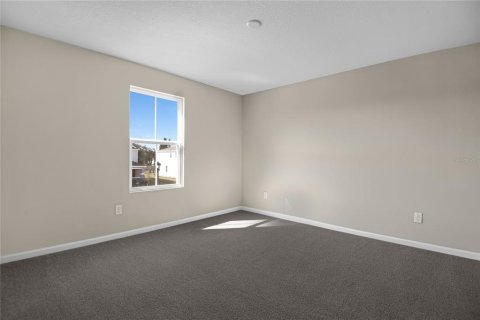 Casa en venta en Apopka, Florida, 4 dormitorios, 213.68 m2 № 1899075 - foto 9