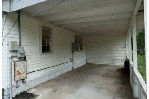 House in Dade City, Florida 2 bedrooms, 92.9 sq.m. № 2235443 - photo 11