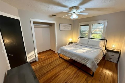House in Dade City, Florida 2 bedrooms, 92.9 sq.m. № 2235443 - photo 6