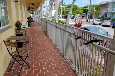 Купить кондоминиум в Майами-Бич, Флорида 1 спальня, 56.21м2, № 1950538 - фото 7