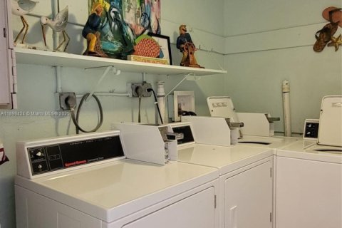 Купить кондоминиум в Майами-Бич, Флорида 1 спальня, 56.21м2, № 1950538 - фото 6