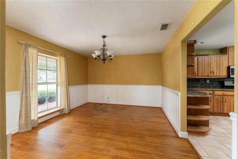 House in Clermont, Florida 3 bedrooms, 211.82 sq.m. № 1757080 - photo 13