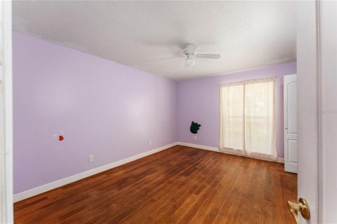 House in Clermont, Florida 3 bedrooms, 211.82 sq.m. № 1757080 - photo 23