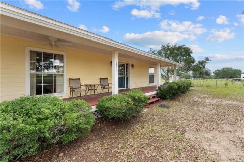 House in Clermont, Florida 3 bedrooms, 211.82 sq.m. № 1757080 - photo 7