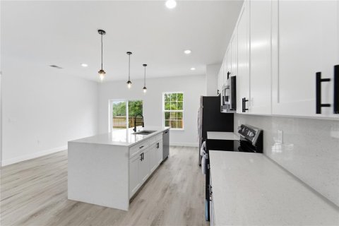 Villa ou maison à louer à Ocala, Floride: 4 chambres, 164.81 m2 № 2091466 - photo 9