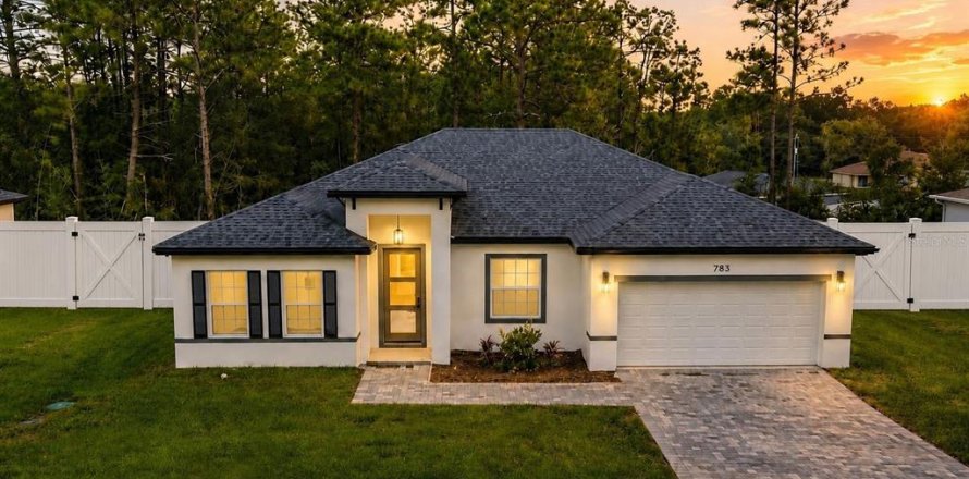 Villa ou maison à Ocala, Floride 4 chambres, 164.81 m2 № 2091466