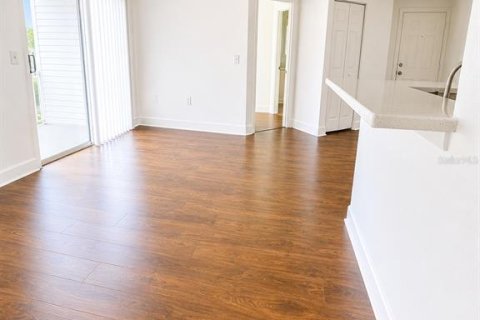 Apartment in Kissimmee, Florida 2 bedrooms, 102.47 sq.m. № 2095383 - photo 10