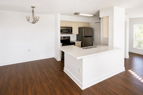 Apartment in Kissimmee, Florida 2 bedrooms, 102.47 sq.m. № 2095383 - photo 8