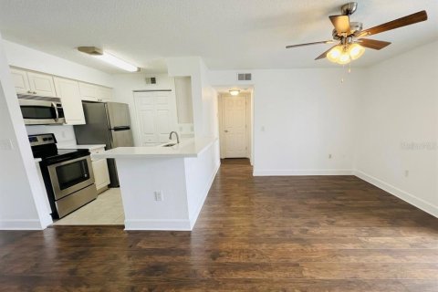 Apartment in Kissimmee, Florida 2 bedrooms, 102.47 sq.m. № 2095383 - photo 7
