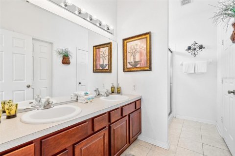 Villa ou maison à vendre à Kissimmee, Floride: 5 chambres, 231.7 m2 № 2309004 - photo 21