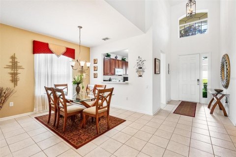 Villa ou maison à vendre à Kissimmee, Floride: 5 chambres, 231.7 m2 № 2309004 - photo 6