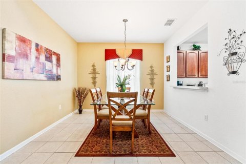 Villa ou maison à vendre à Kissimmee, Floride: 5 chambres, 231.7 m2 № 2309004 - photo 7