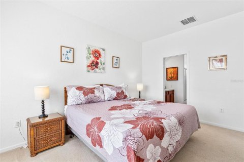 Villa ou maison à vendre à Kissimmee, Floride: 5 chambres, 231.7 m2 № 2309004 - photo 20