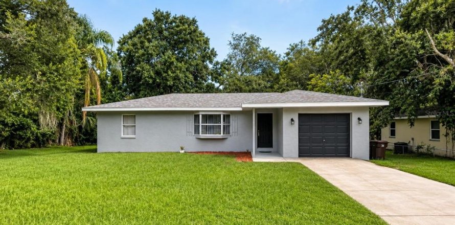 Villa ou maison à Haines City, Floride 3 chambres, 132.11 m2 № 2338943