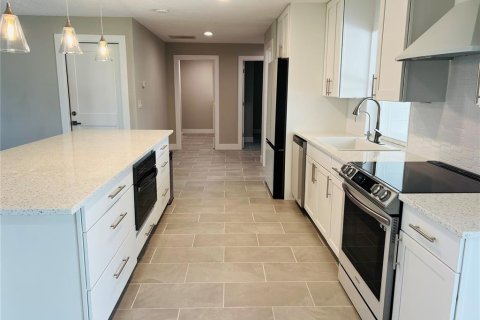 Casa en venta en Ormond Beach, Florida, 4 dormitorios, 152.92 m2 № 1750280 - foto 14