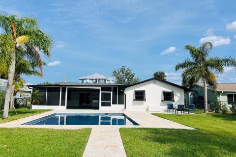 House in Ormond Beach, Florida 4 bedrooms, 152.92 sq.m. № 1750280 - photo 10