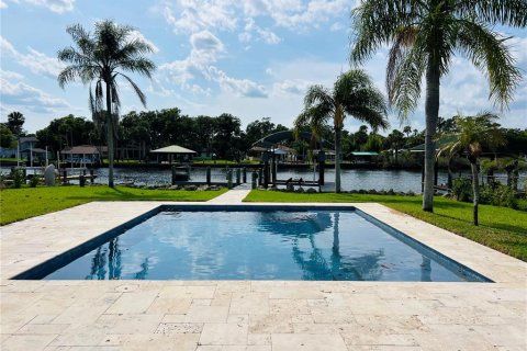 Casa en venta en Ormond Beach, Florida, 4 dormitorios, 152.92 m2 № 1750280 - foto 4