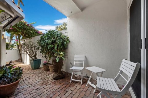 Touwnhouse à vendre à Sarasota, Floride: 2 chambres, 159.88 m2 № 2233296 - photo 29