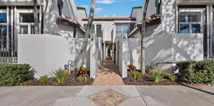Touwnhouse à Sarasota, Floride 2 chambres, 159.88 m2 № 2233296