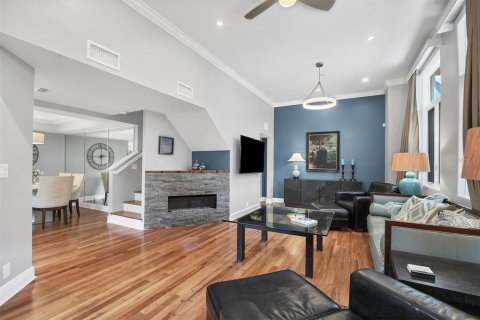 Touwnhouse à vendre à Sarasota, Floride: 2 chambres, 159.88 m2 № 2233296 - photo 14