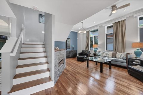 Touwnhouse à vendre à Sarasota, Floride: 2 chambres, 159.88 m2 № 2233296 - photo 11