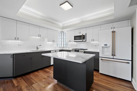 Touwnhouse à vendre à Sarasota, Floride: 2 chambres, 159.88 m2 № 2233296 - photo 22