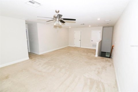 Villa ou maison à louer à Wesley Chapel, Floride: 5 chambres, 315.59 m2 № 1905308 - photo 30