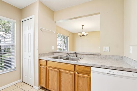 Adosado en venta en Tampa, Florida, 3 dormitorios, 126.72 m2 № 1743772 - foto 16