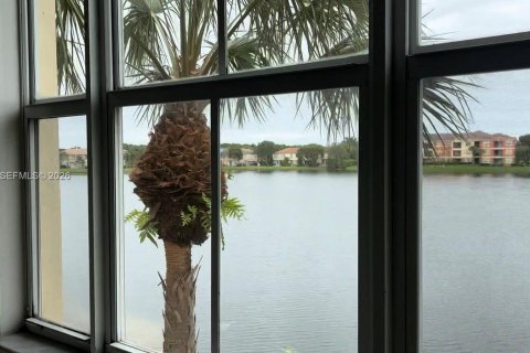 Copropriété à louer à Miramar, Floride: 3 chambres, 109.9 m2 № 2023585 - photo 13