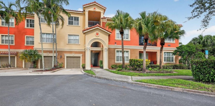 Condo à Miramar, Floride, 3 chambres  № 2023585