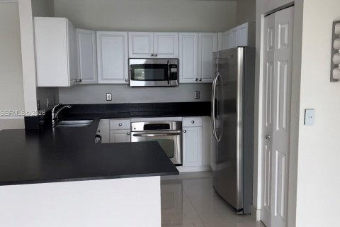 Copropriété à louer à Miramar, Floride: 3 chambres, 109.9 m2 № 2023585 - photo 7