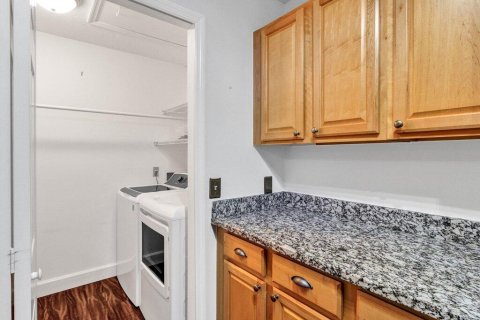 Condo in Vero Beach, Florida, 3 bedrooms  № 2173677 - photo 27