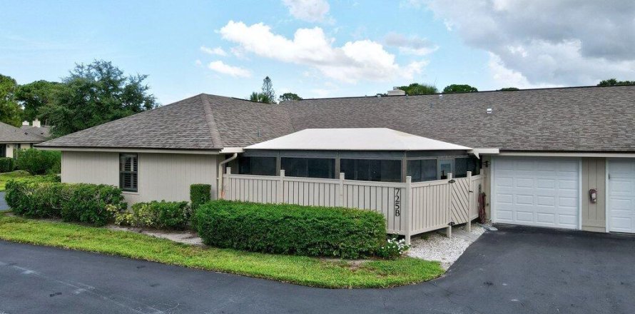 Condo in Vero Beach, Florida, 3 bedrooms  № 2173677