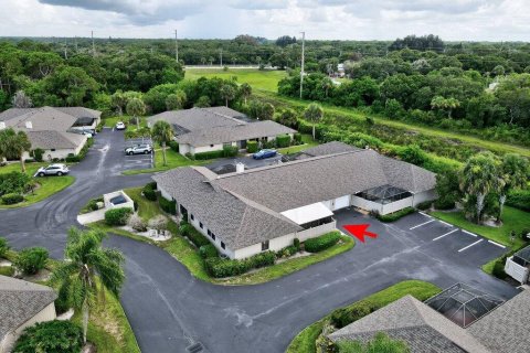 Condo in Vero Beach, Florida, 3 bedrooms  № 2173677 - photo 5
