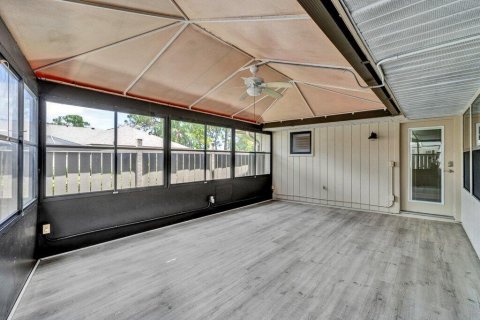 Condo in Vero Beach, Florida, 3 bedrooms  № 2173677 - photo 6