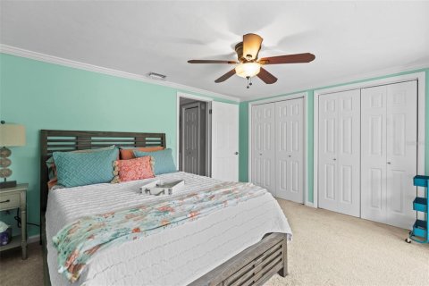 Condo in New Port Richey, Florida, 1 bedroom  № 1679920 - photo 28