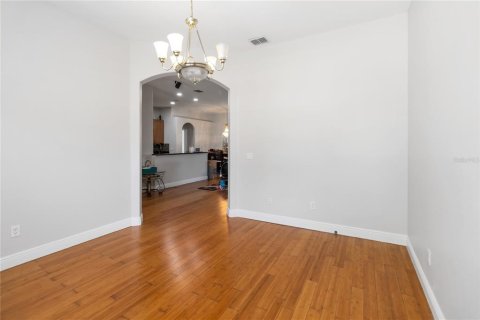 House in Winter Garden, Florida 4 bedrooms, 197.7 sq.m. № 1640461 - photo 9