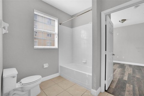 Condominio en alquiler en Orlando, Florida, 3 dormitorios, 115.85 m2 № 1808425 - foto 7