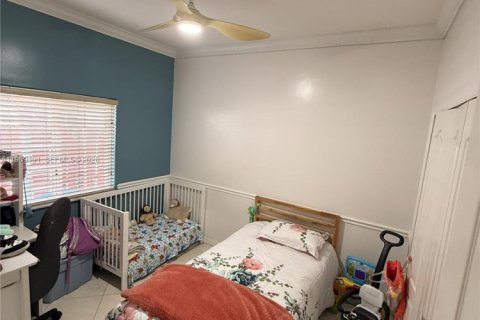Casa en venta en Miami, Florida, 3 dormitorios, 138.05 m2 № 2031222 - foto 7