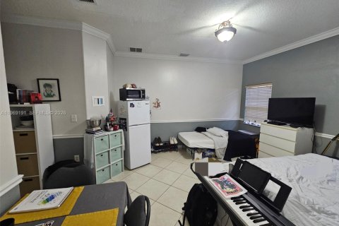 Casa en venta en Miami, Florida, 3 dormitorios, 138.05 m2 № 2031222 - foto 17