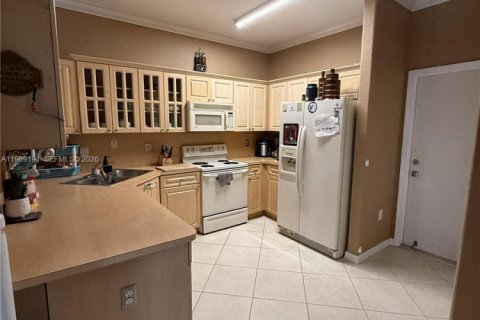 Casa en venta en Miami, Florida, 3 dormitorios, 138.05 m2 № 2031222 - foto 11
