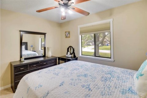 House in Edgewater, Florida 4 bedrooms, 156.08 sq.m. № 2239772 - photo 21