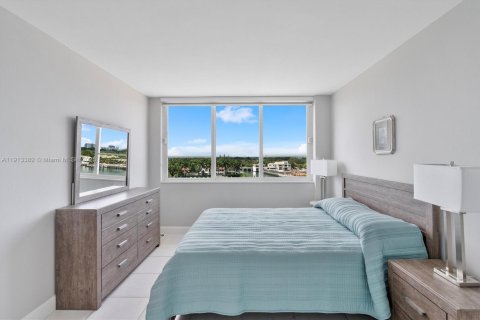 Купить кондоминиум в Майами-Бич, Флорида 2 спальни, 116.41м2, № 1969828 - фото 25