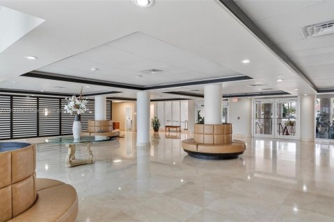 Купить кондоминиум в Майами-Бич, Флорида 2 спальни, 116.41м2, № 1969828 - фото 28