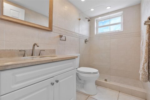 Купить кондоминиум в Майами-Бич, Флорида 2 спальни, 116.41м2, № 1969828 - фото 27