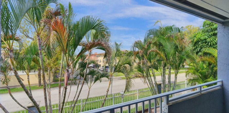 Condo à Miami, Floride, 2 chambres № 1987493