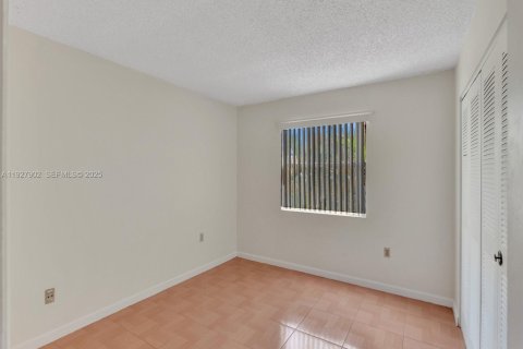 Copropriété à louer à Miami, Floride: 2 chambres, 91.79 m2 № 1987493 - photo 25