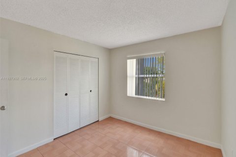 Copropriété à louer à Miami, Floride: 2 chambres, 91.79 m2 № 1987493 - photo 18