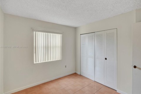 Copropriété à louer à Miami, Floride: 2 chambres, 91.79 m2 № 1987493 - photo 28