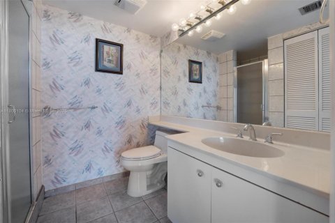 Condominio en venta en Miami, Florida, 2 dormitorios, 117.8 m2 № 1758557 - foto 24